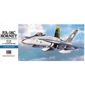  Hasegawa 1/72 F/A 18C Hornet: Toys & Games